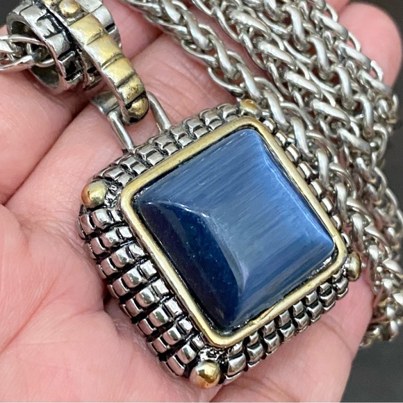 Unsigned Silver-tone Spiga Wheat Chain with Blue Stone Pendant  30” Necklace - Picture 8 of 14